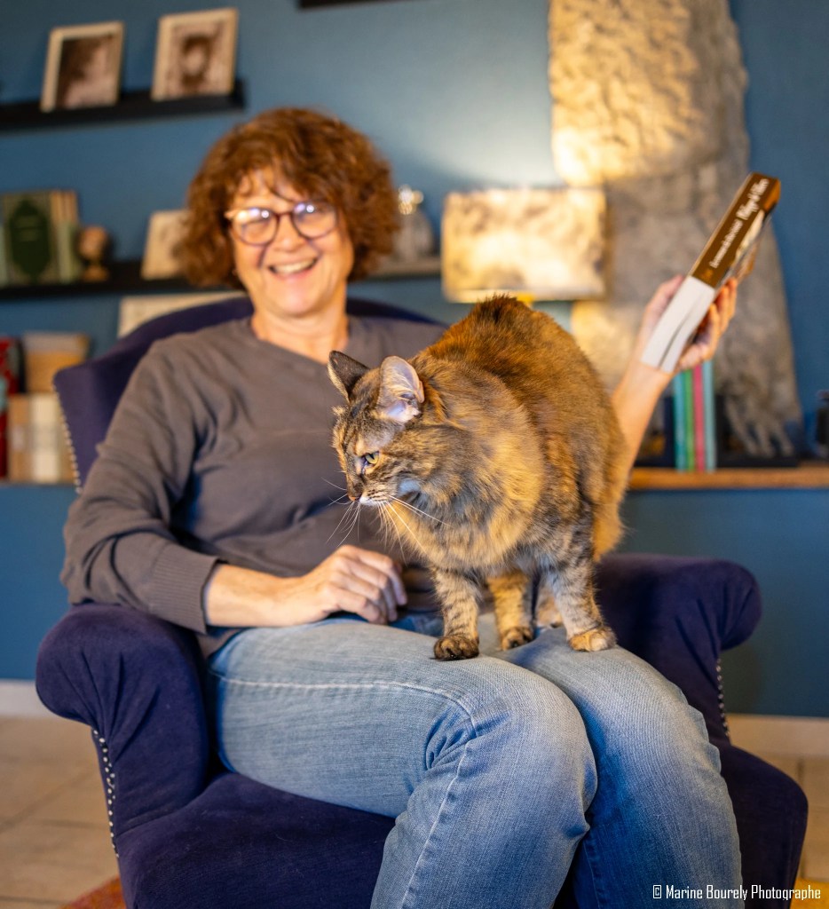 Photo le temps des étoffes tapissière d'ameublement Marine Bourely photographe annecy aix les bains rumilly chanaz