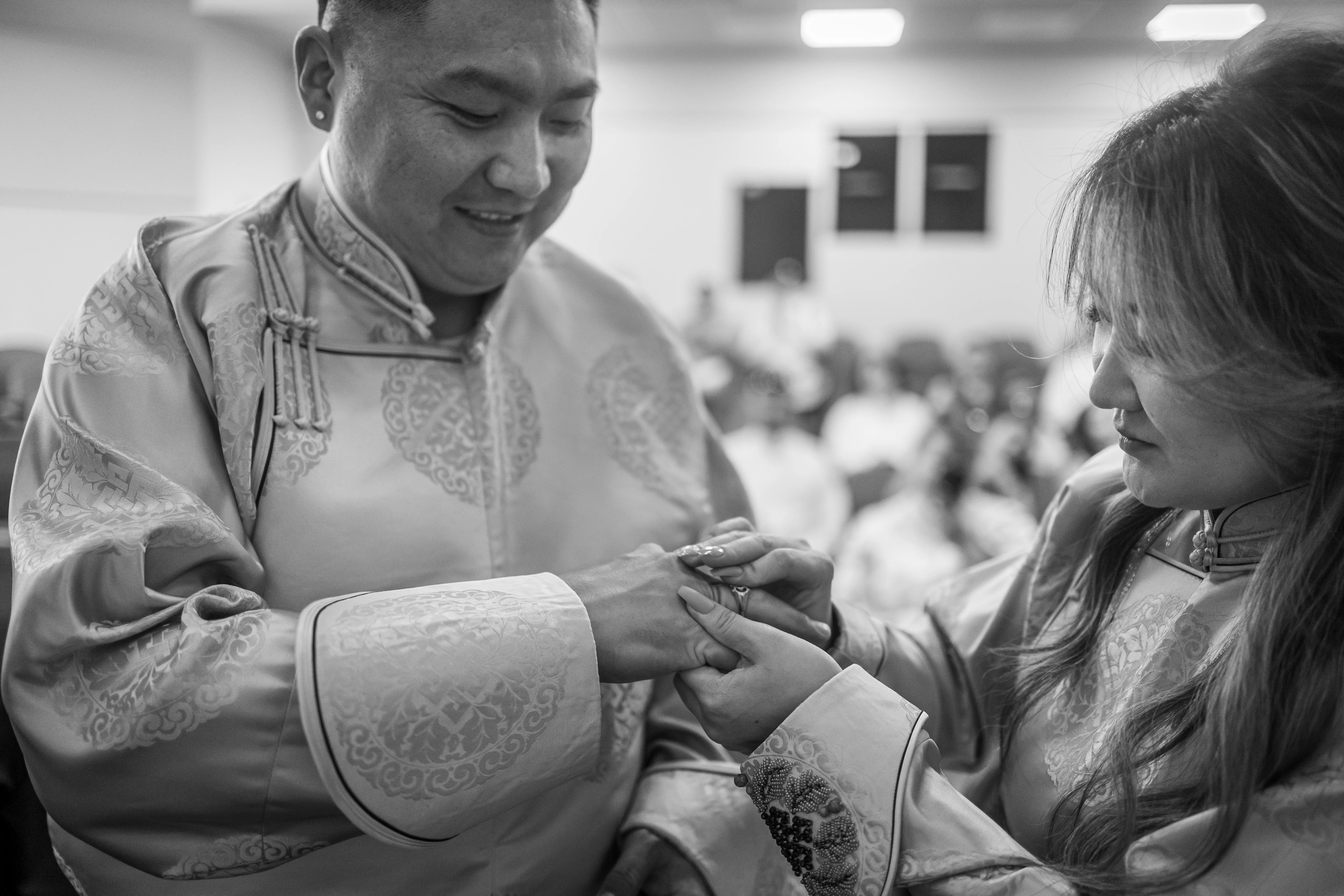 Mariage mongole échange alliance annecy photographiée par Marine Bourely Photographe