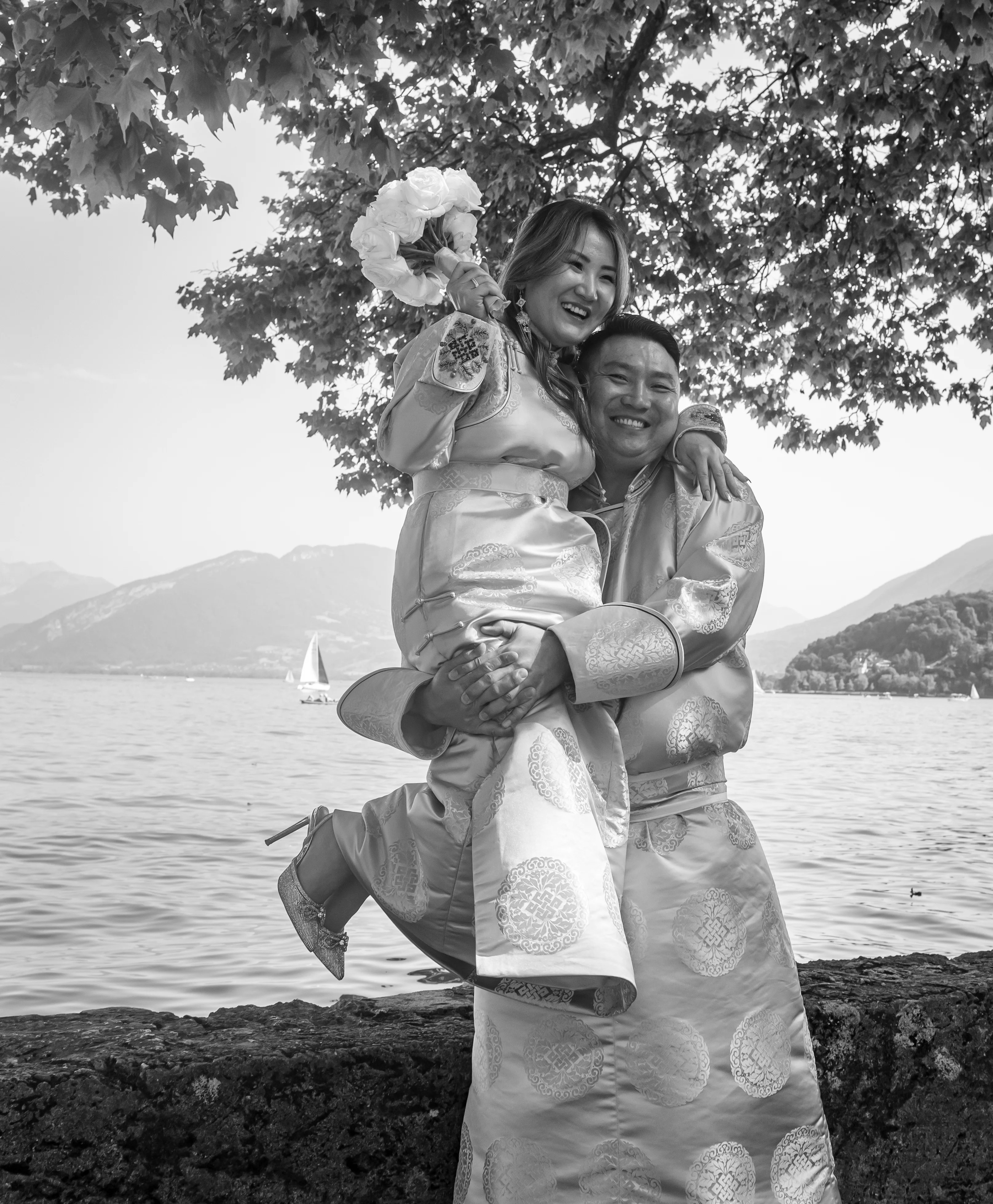 photo de couple mariage photographié par Marine Bourely photographe