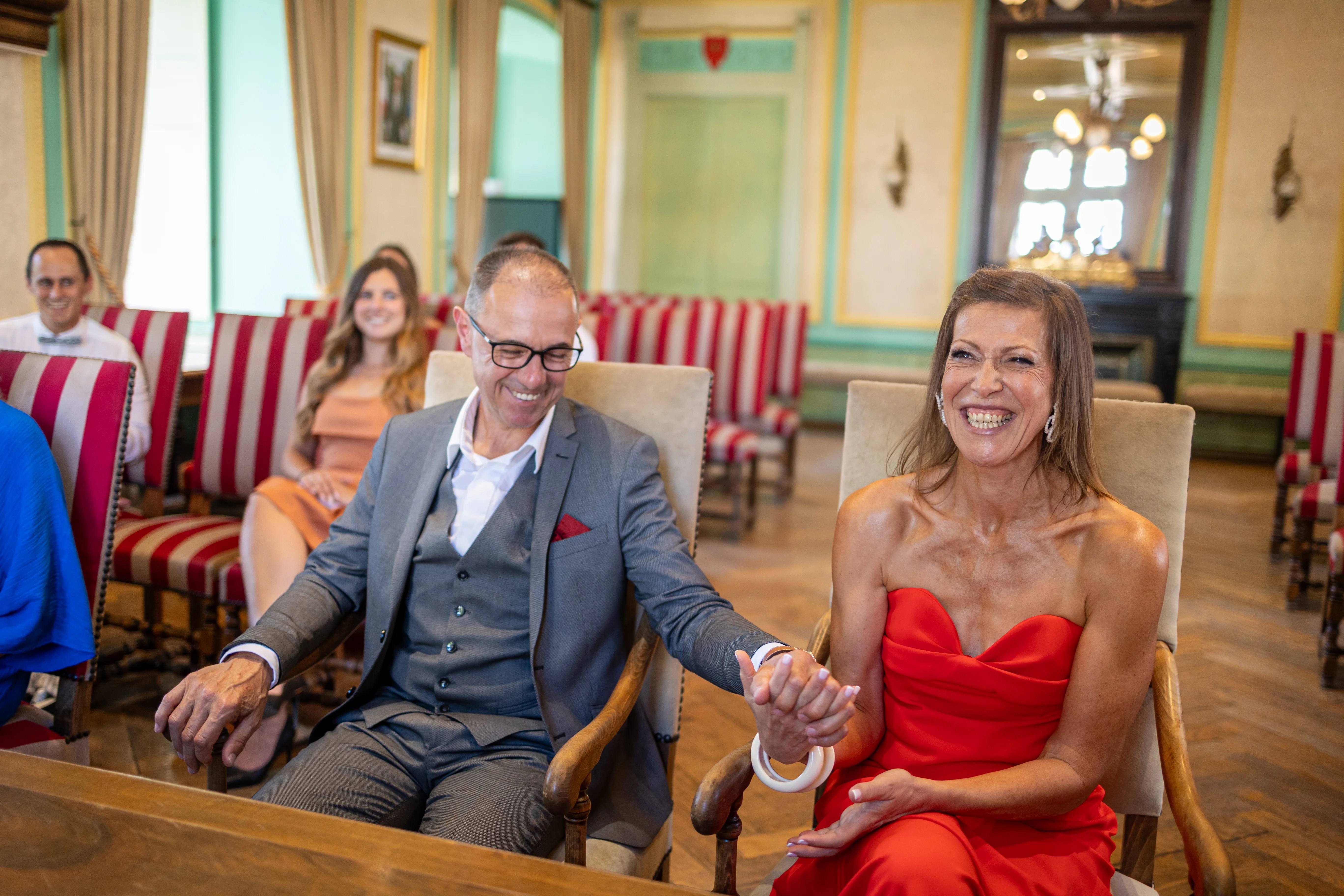 cérémonie civile aix les bains mariage photographié par Marine Bourely photographe